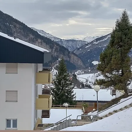 Montanji 7- Neu Renoviert, Tolle Aussicht! * Loèche-les-Bains
